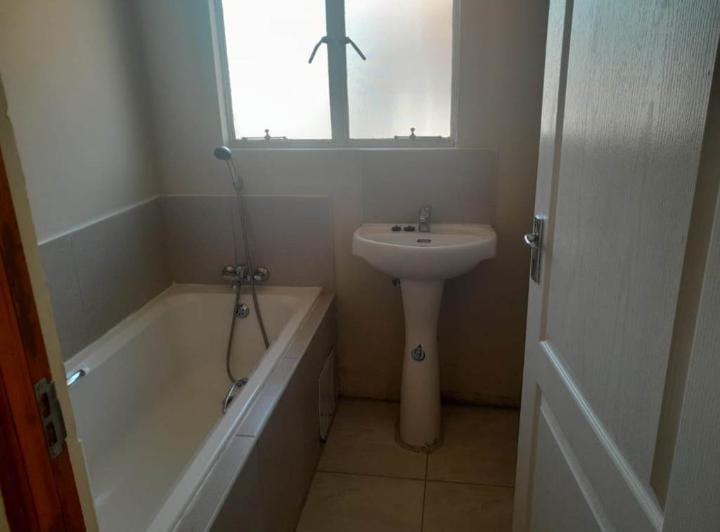 2 Bedroom Property for Sale in Klippoortje Gauteng