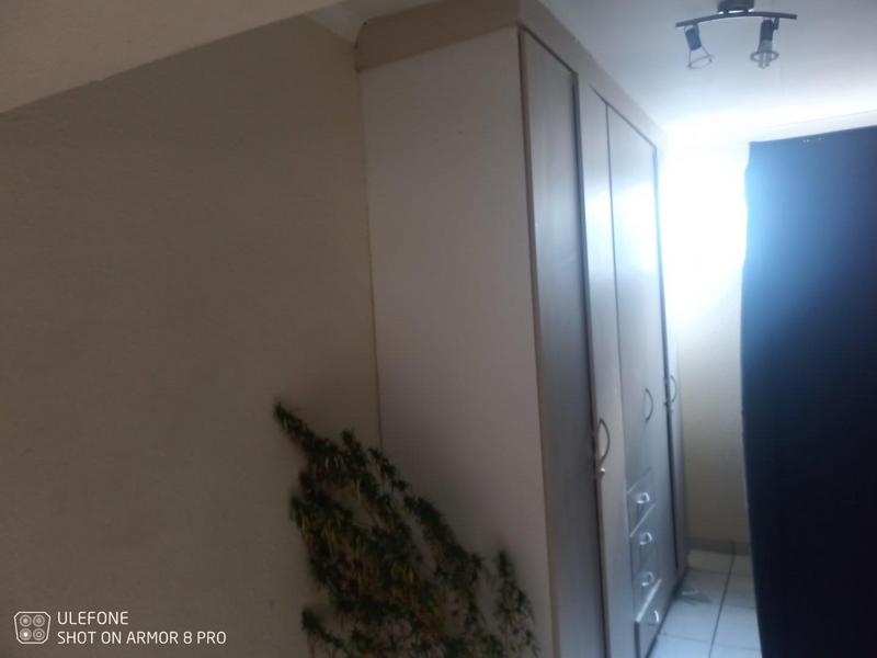 5 Bedroom Property for Sale in Lambton Gauteng