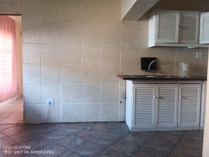 5 Bedroom Property for Sale in Lambton Gauteng