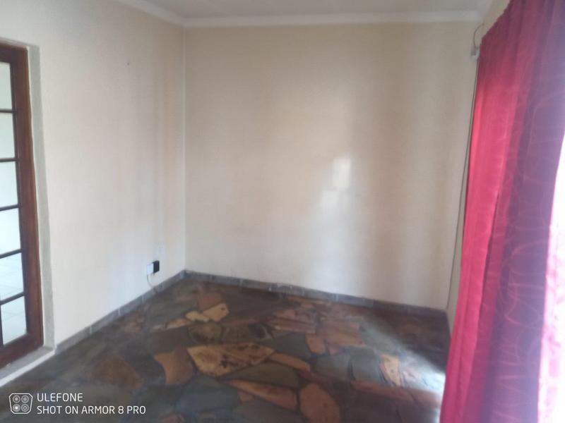 5 Bedroom Property for Sale in Lambton Gauteng