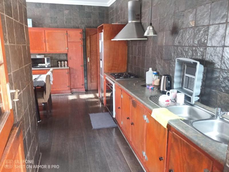 5 Bedroom Property for Sale in Lambton Gauteng