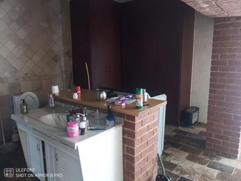 5 Bedroom Property for Sale in Lambton Gauteng