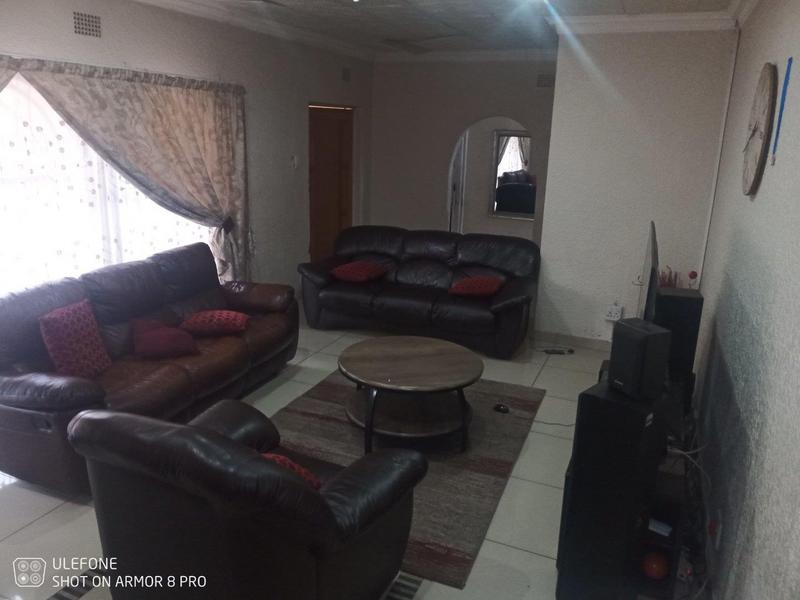 4 Bedroom Property for Sale in Lambton Gauteng