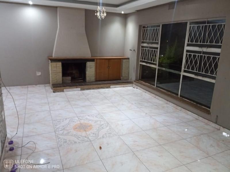 3 Bedroom Property for Sale in Leondale Gauteng