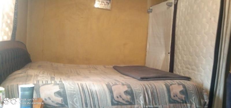 2 Bedroom Property for Sale in Rondebult Gauteng