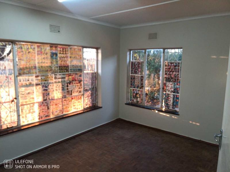 4 Bedroom Property for Sale in Rondebult Gauteng