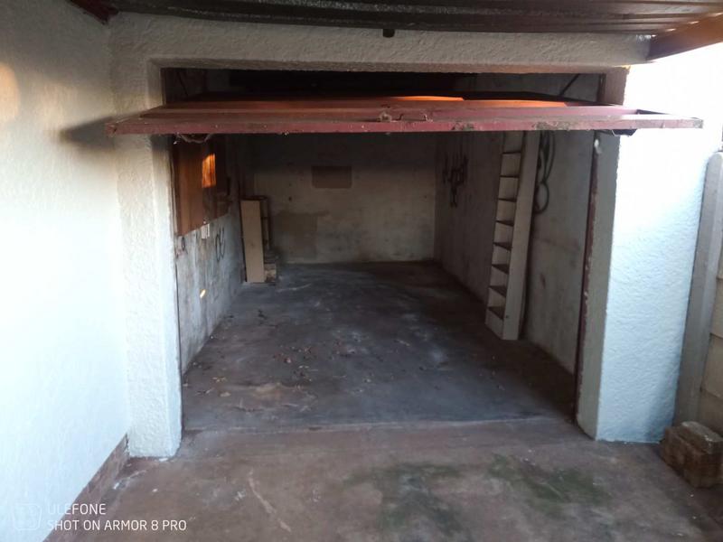 4 Bedroom Property for Sale in Rondebult Gauteng