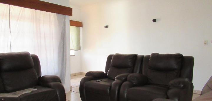 4 Bedroom Property for Sale in Sunnyridge Gauteng