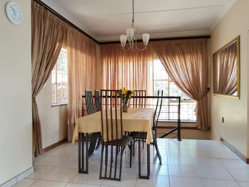 5 Bedroom Property for Sale in Sunnyrock Gauteng