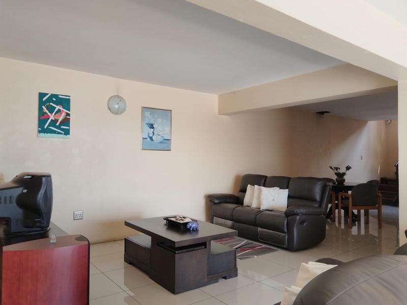 5 Bedroom Property for Sale in Sunnyrock Gauteng