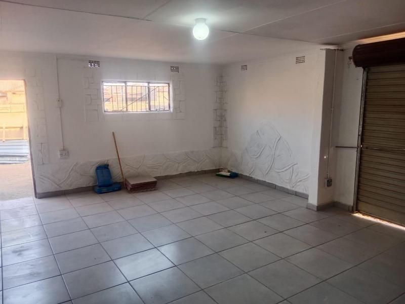 8 Bedroom Property for Sale in Phumula Gauteng
