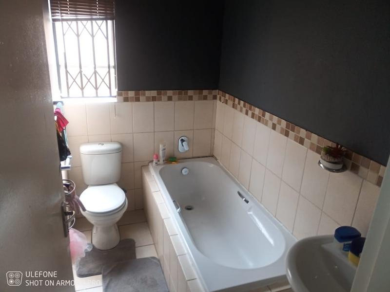 3 Bedroom Property for Sale in Phumula Gauteng