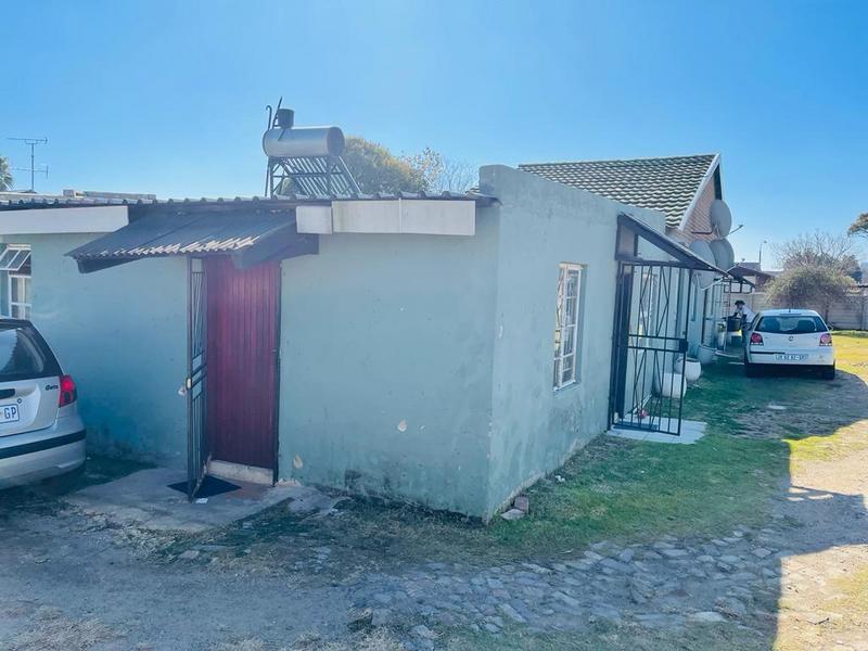 15 Bedroom Property for Sale in Rhodesfield Gauteng
