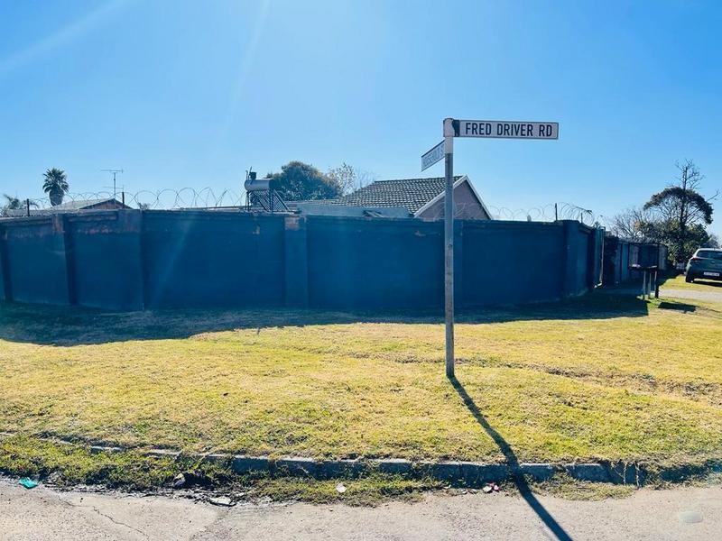 15 Bedroom Property for Sale in Rhodesfield Gauteng