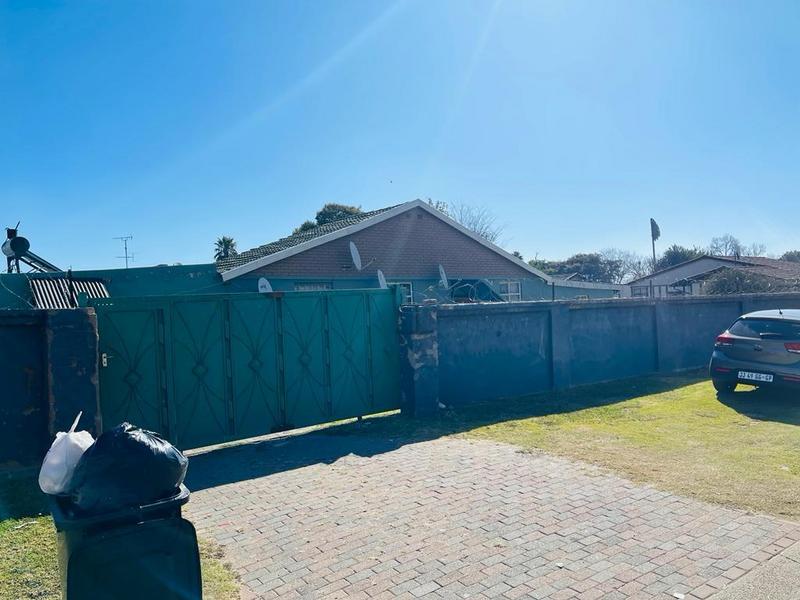 15 Bedroom Property for Sale in Rhodesfield Gauteng