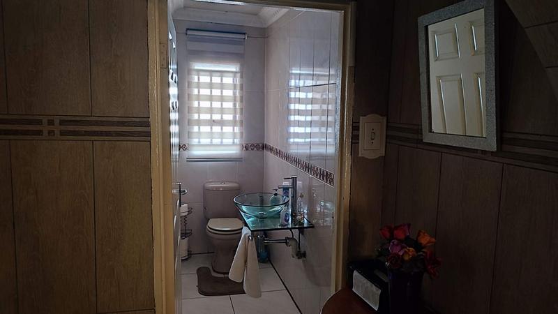 4 Bedroom Property for Sale in Vosloorus Gauteng
