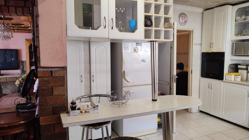 4 Bedroom Property for Sale in Vosloorus Gauteng