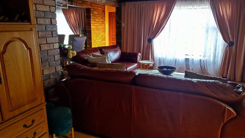4 Bedroom Property for Sale in Vosloorus Gauteng