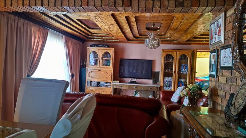 4 Bedroom Property for Sale in Vosloorus Gauteng