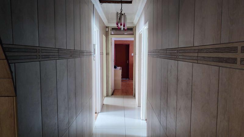 4 Bedroom Property for Sale in Vosloorus Gauteng