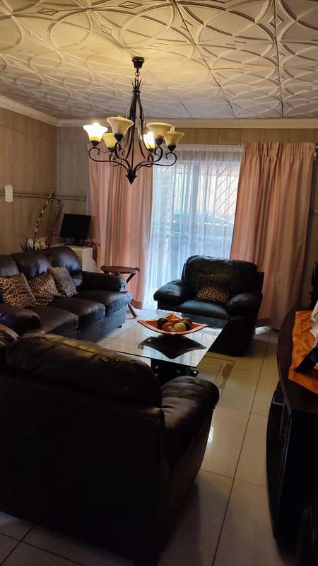 4 Bedroom Property for Sale in Vosloorus Gauteng