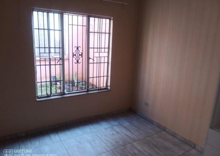 2 Bedroom Property for Sale in Jeppestown Gauteng