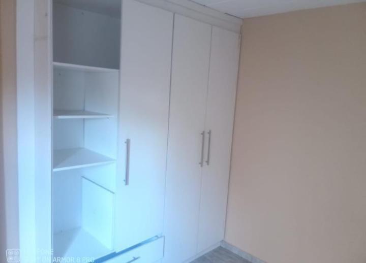 2 Bedroom Property for Sale in Jeppestown Gauteng