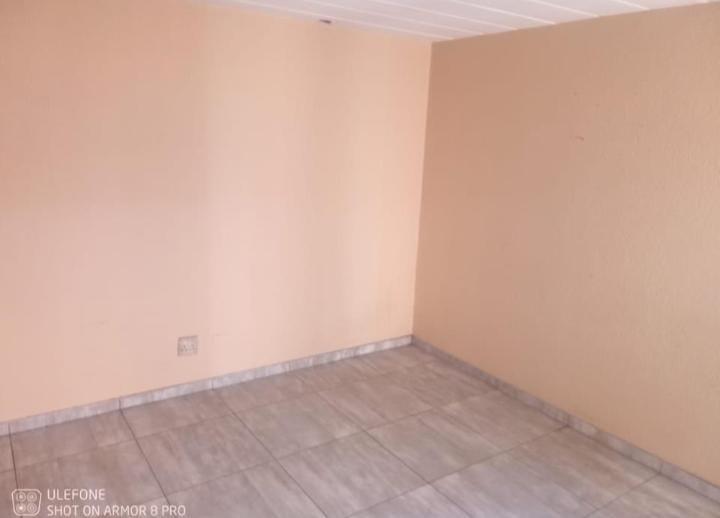 2 Bedroom Property for Sale in Jeppestown Gauteng