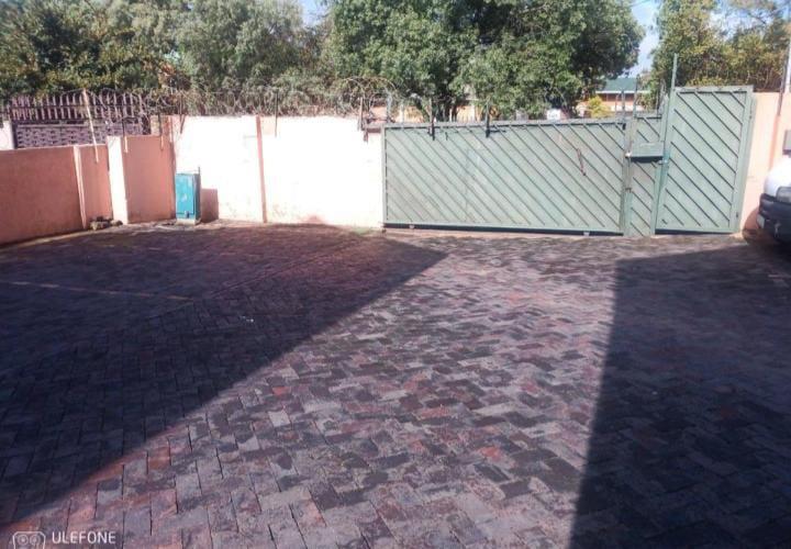 2 Bedroom Property for Sale in Jeppestown Gauteng