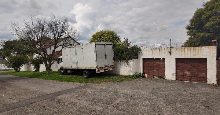 7 Bedroom Property for Sale in Kensington Gauteng