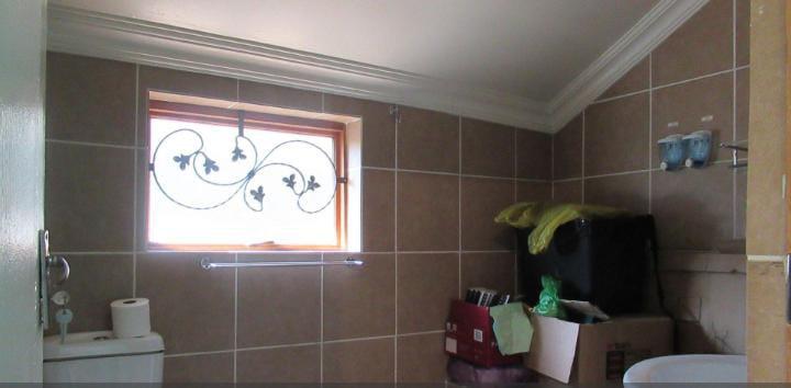 4 Bedroom Property for Sale in Rosebank Gauteng