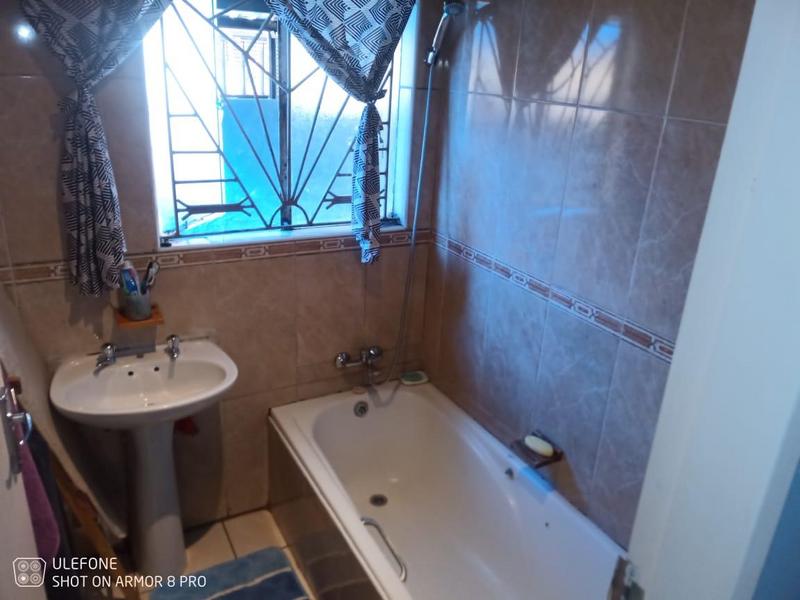 2 Bedroom Property for Sale in Meredale Ext 4 Gauteng
