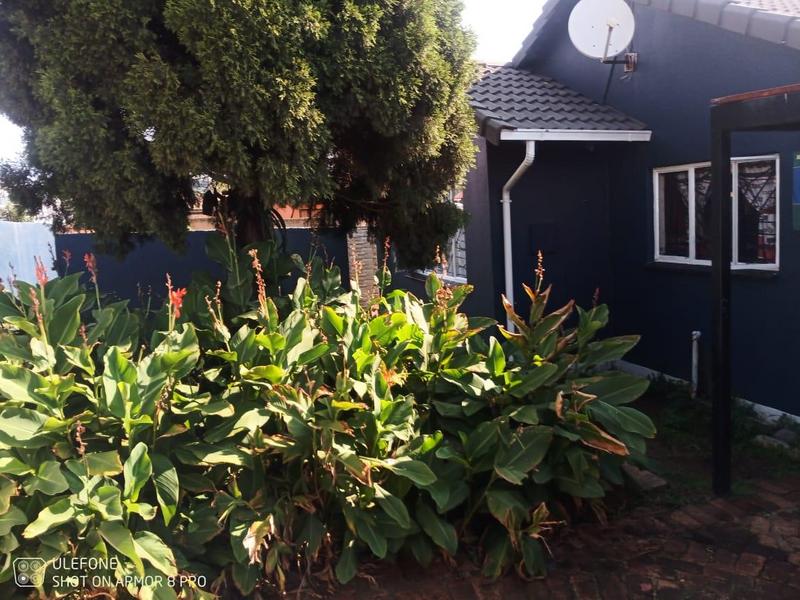 2 Bedroom Property for Sale in Meredale Ext 4 Gauteng