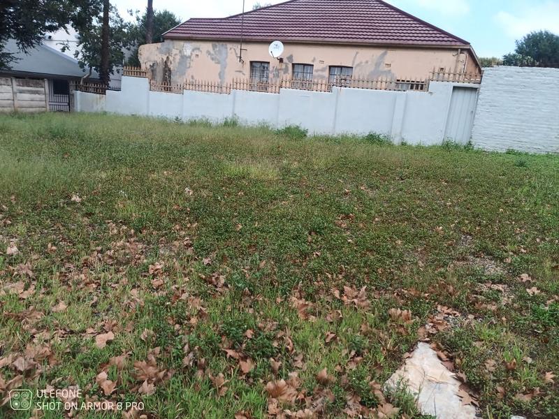 6 Bedroom Property for Sale in Lorentzville Gauteng