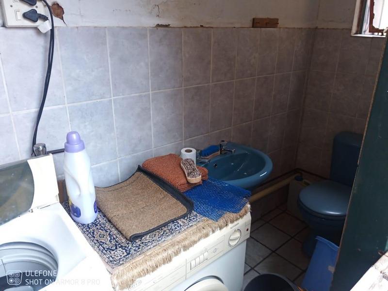 6 Bedroom Property for Sale in Lorentzville Gauteng