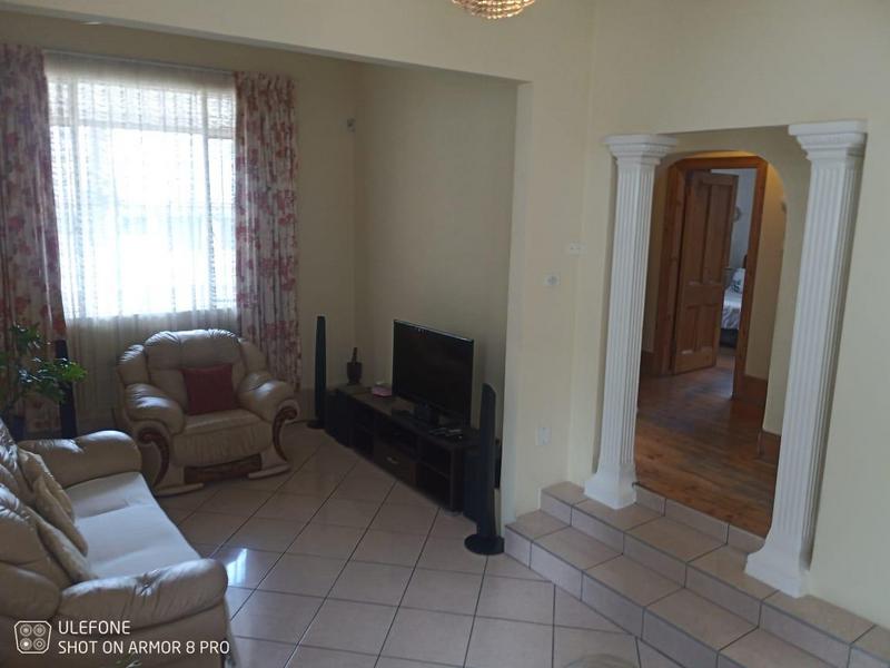 6 Bedroom Property for Sale in Lorentzville Gauteng