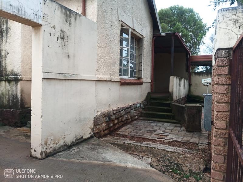 6 Bedroom Property for Sale in Lorentzville Gauteng