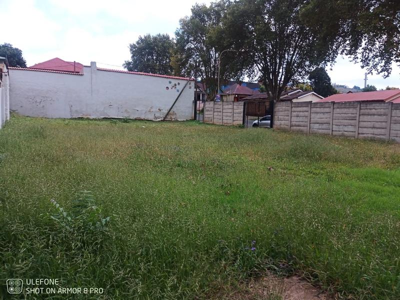 6 Bedroom Property for Sale in Lorentzville Gauteng