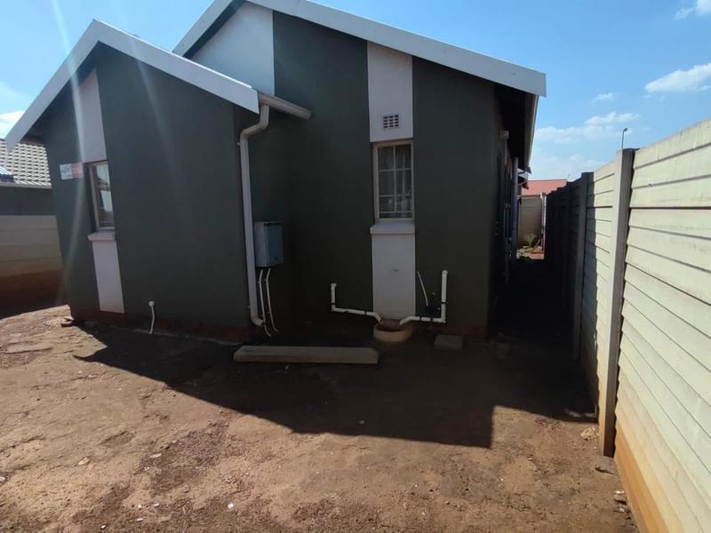 2 Bedroom Property for Sale in Sky City Gauteng