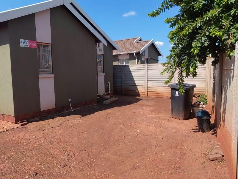 2 Bedroom Property for Sale in Sky City Gauteng