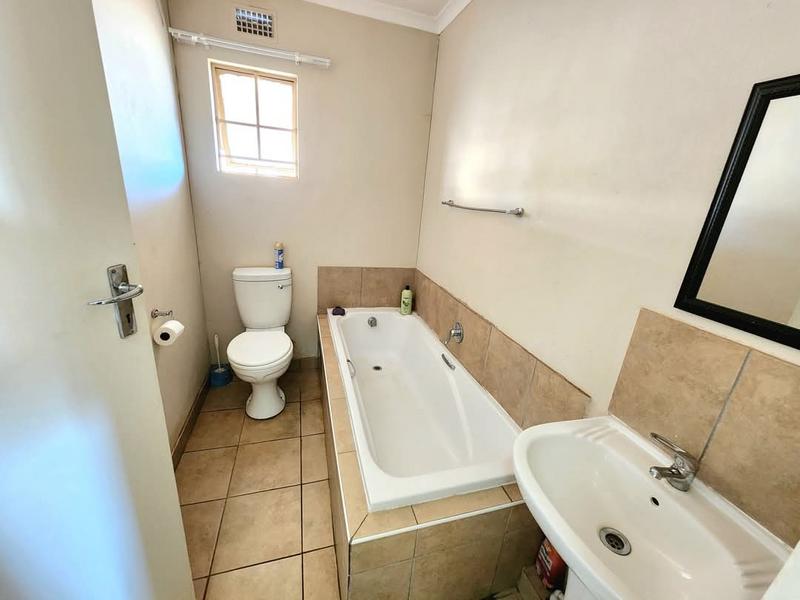 3 Bedroom Property for Sale in Sky City Gauteng