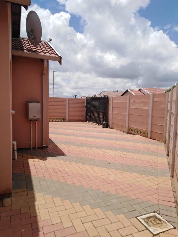 2 Bedroom Property for Sale in Sky City Gauteng