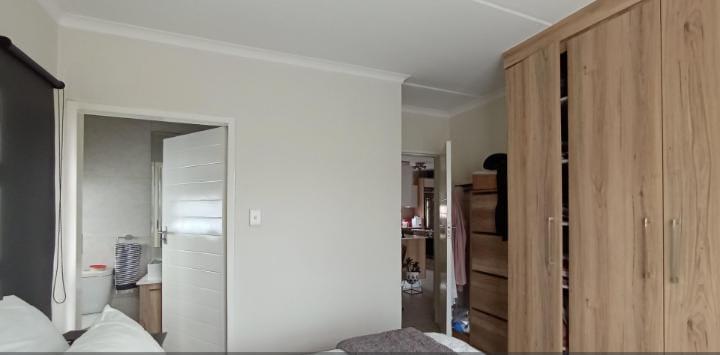 2 Bedroom Property for Sale in Founders Hill Gauteng