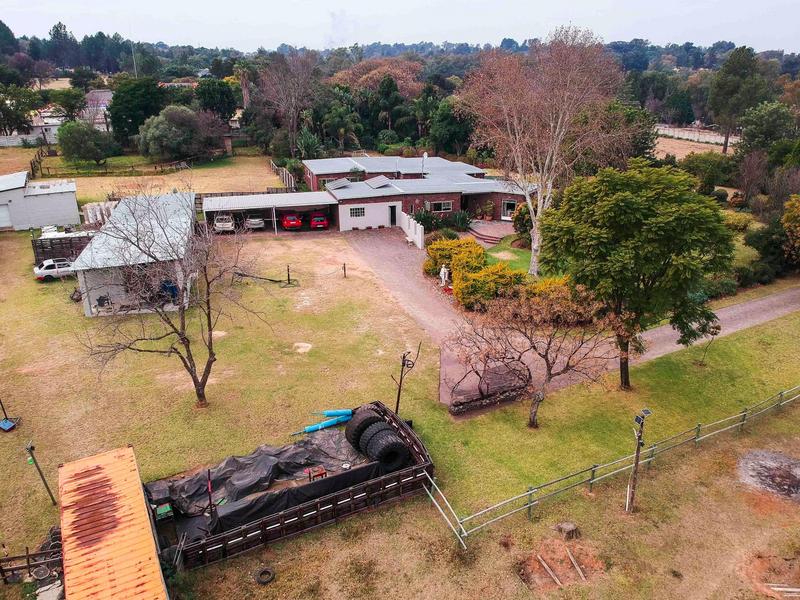 4 Bedroom Property for Sale in Zonnehoewe A H Gauteng