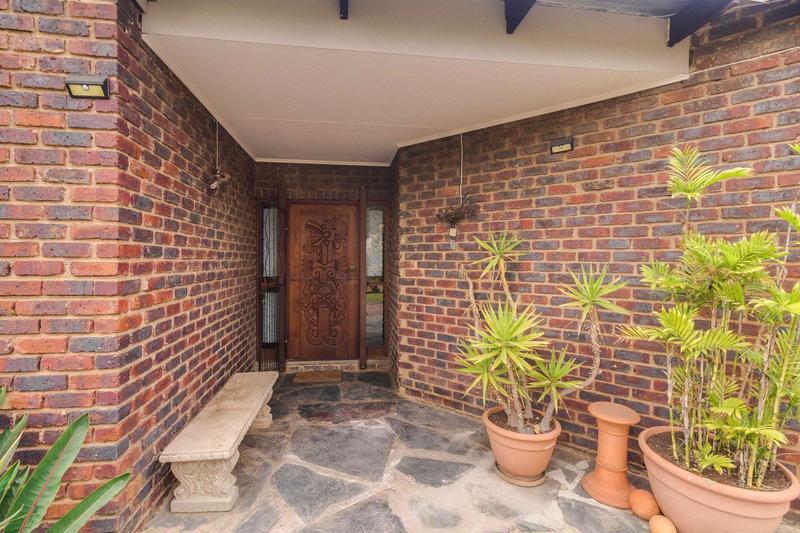 4 Bedroom Property for Sale in Zonnehoewe A H Gauteng