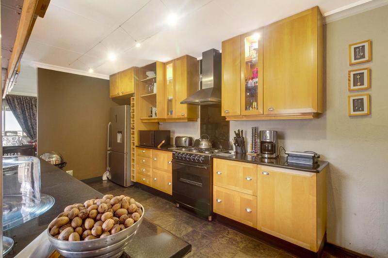 4 Bedroom Property for Sale in Zonnehoewe A H Gauteng