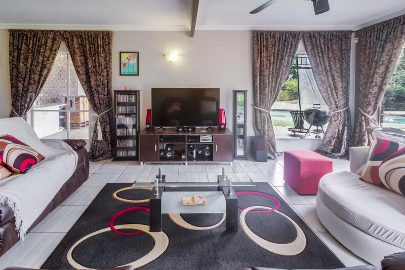 4 Bedroom Property for Sale in Zonnehoewe A H Gauteng