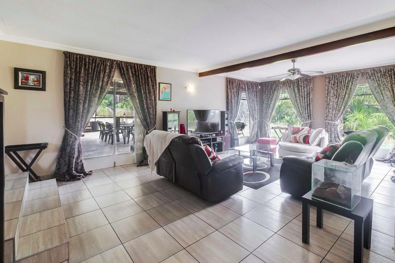 4 Bedroom Property for Sale in Zonnehoewe A H Gauteng