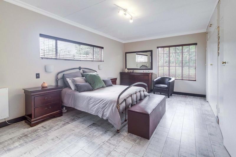 4 Bedroom Property for Sale in Zonnehoewe A H Gauteng