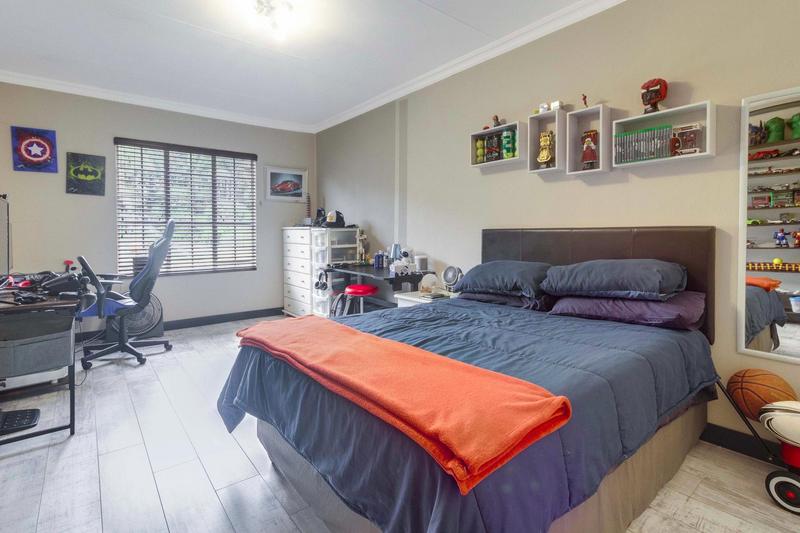 4 Bedroom Property for Sale in Zonnehoewe A H Gauteng